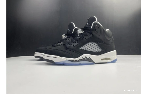 CT4838-011 Jordan CT4838-011 “Oreo” Air 5 0503